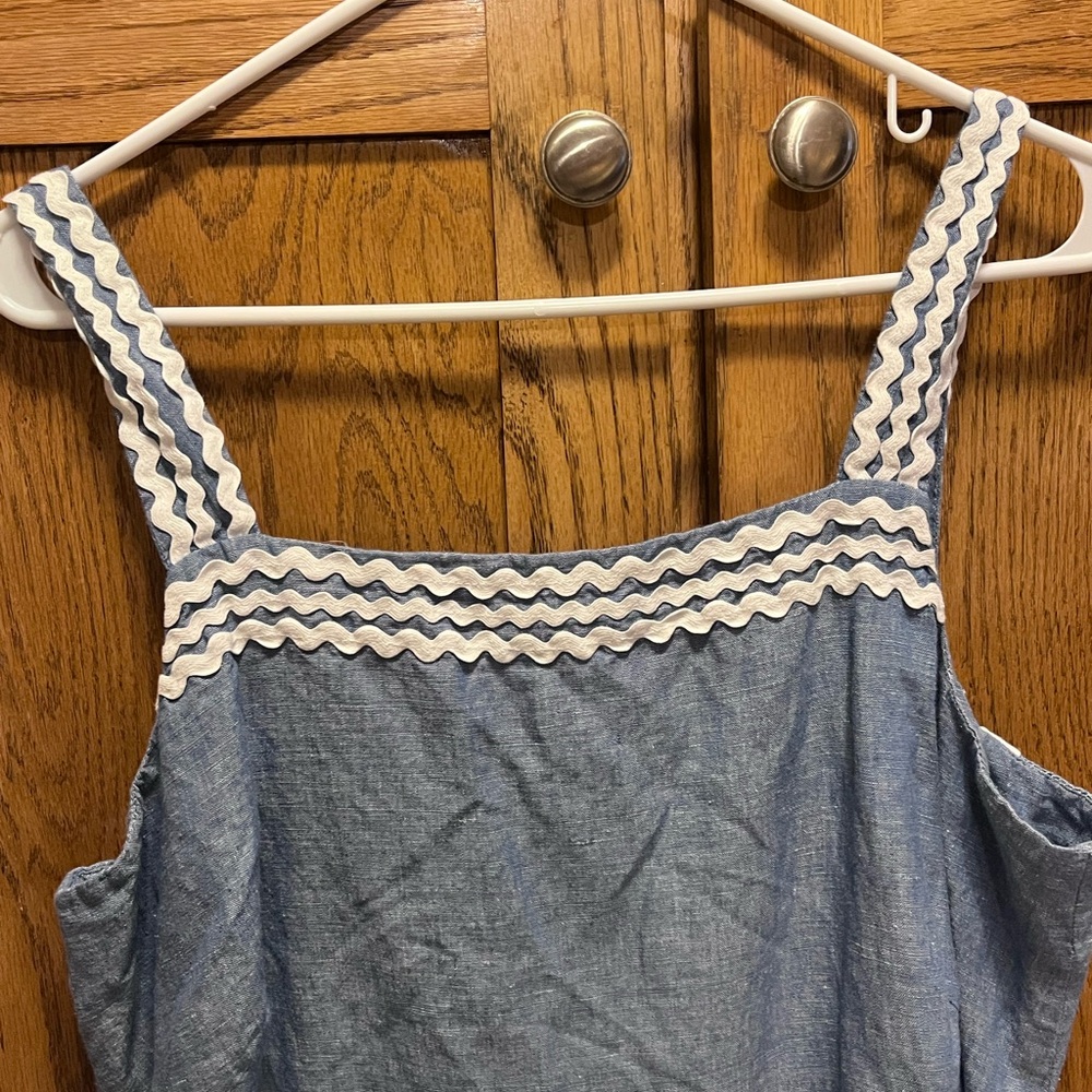 Elegant Denim Sleeveless Dress - Picture 2 of 5